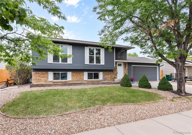 Photo 2 of Single family home for sale at 19161 E Louisiana Ave, Aurora, CO 80017 | MLS# 9377800 | Listing updated on 2026-09-13