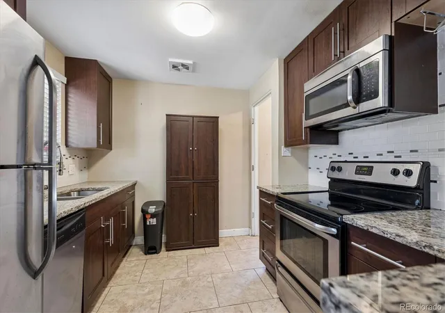 Photo 4 of Single family home for sale at 3216 Pontiac St, Denver, CO 80207 | MLS# 7516458 | Listing updated on 2026-10-06