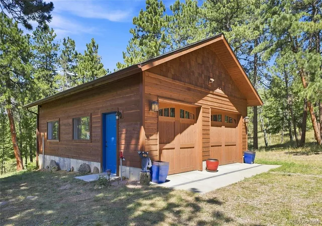 Photo 1 of Single family home for sale at 9749 Hilldale Dr, Morrison, CO 80465 | MLS# 9216457 | Listing updated on 2026-09-20