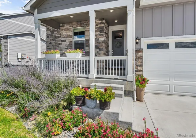 Photo 1 of Single family home for sale at 4664 Cattle Cross Trl, Castle Rock, CO 80104 | MLS# 3750802 | Listing updated on 2026-09-25