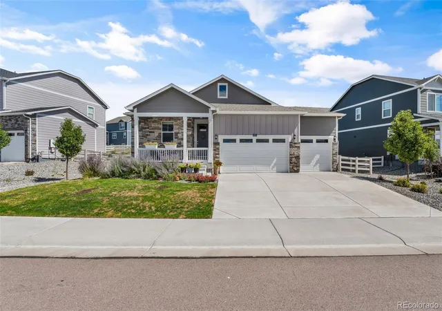 Photo 2 of Single family home for sale at 4664 Cattle Cross Trl, Castle Rock, CO 80104 | MLS# 3750802 | Listing updated on 2026-09-25