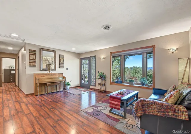 Photo 2 of Single family home for sale at 141 Ponderosa Dr, Boulder, CO 80303 | MLS# 5065650 | Listing updated on 2026-09-14