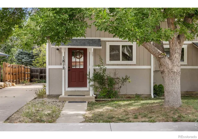 Photo 2 of Multi family home for sale at 1812 Lincoln Dr, Longmont, CO 80501 | MLS# IR1067747 | Listing updated on 2026-10-07