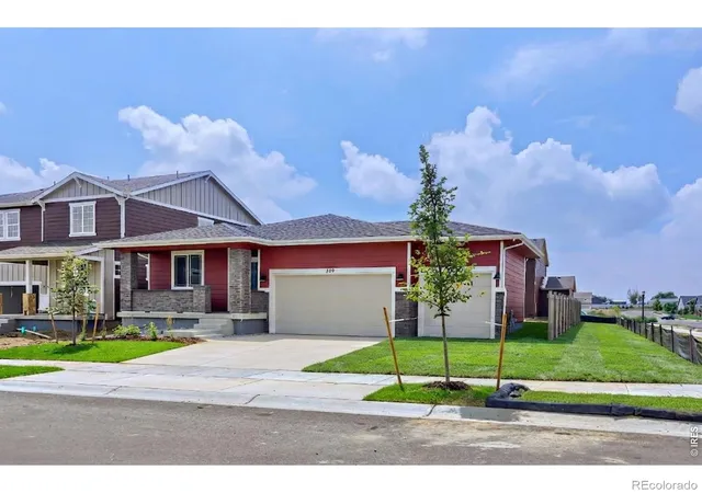 Photo 2 of Single family home for sale at 209 Sugar Beet Ln, Berthoud, CO 80513 | MLS# IR1067749 | Listing updated on 2026-09-27