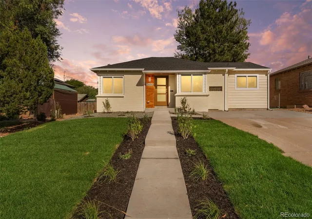 Photo 1 of Single family home for sale at 3690 Newport St, Denver, CO 80207 | MLS# 9225514 | Listing updated on 2026-09-13
