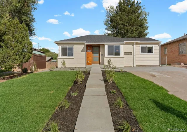 Photo 2 of Single family home for sale at 3690 Newport St, Denver, CO 80207 | MLS# 9225514 | Listing updated on 2026-09-13