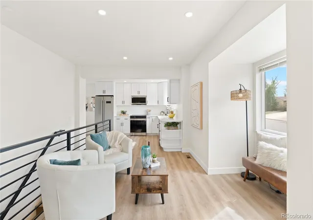 Photo 4 of Single family home for sale at 3690 Newport St, Denver, CO 80207 | MLS# 9225514 | Listing updated on 2026-09-13