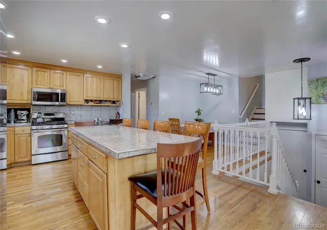 Photo 4 of Single family home for sale at 19629 E Bails Pl, Aurora, CO 80017 | MLS# 8444118 | Listing updated on 2026-10-29