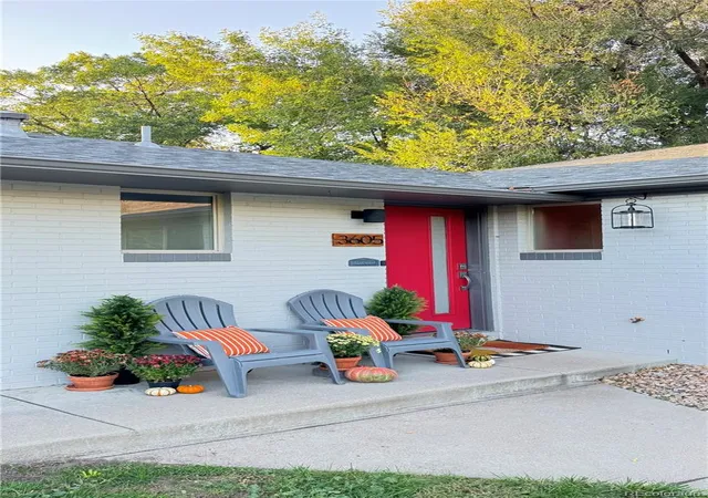 Photo 3 of Townhouse for sale at 3605 Stuart St, Denver, CO 80212 | MLS# 9982904 | Listing updated on 2026-10-11