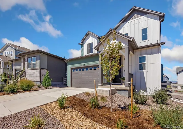 Photo 2 of Single family home for sale at 8581 Eckley St, Littleton, CO 80125 | MLS# 9669509 | Listing updated on 2026-10-01