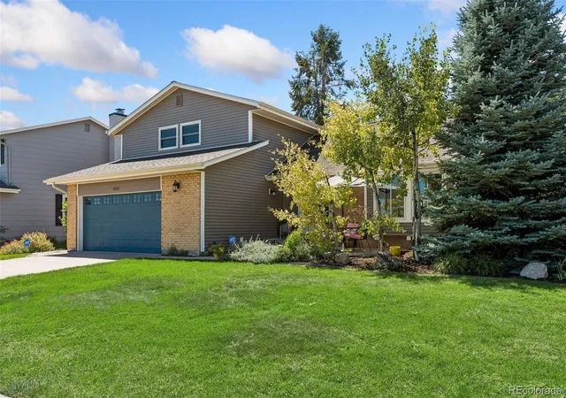 Photo 3 of Single family home for sale at 6521 S Allison St, Littleton, CO 80123 | MLS# 3866672 | Listing updated on 2026-09-24