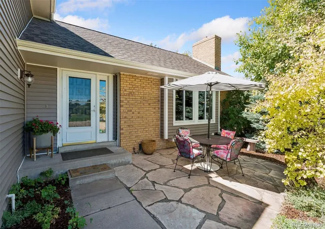Photo 3 of Single family home for sale at 6521 S Allison St, Littleton, CO 80123 | MLS# 3866672 | Listing updated on 2026-09-24