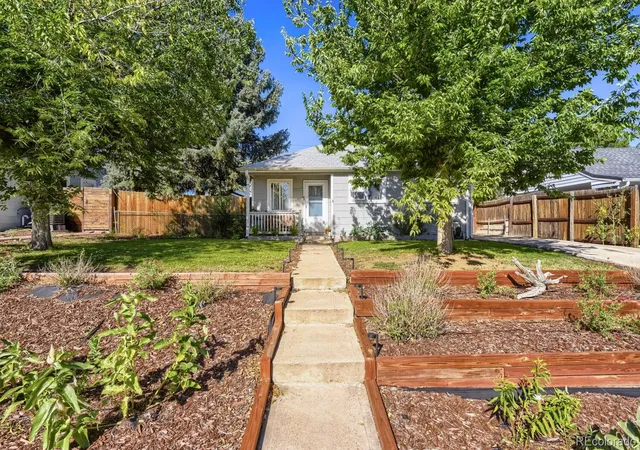 Photo 1 of Single family home for sale at 2625 S King St, Denver, CO 80219 | MLS# 9233065 | Listing updated on 2026-10-05