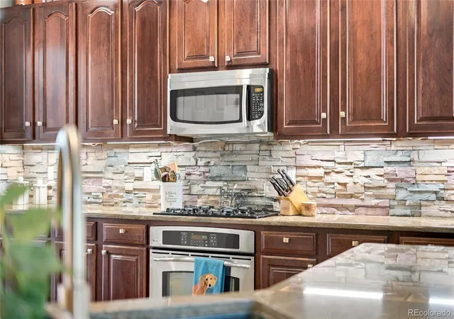 Photo 3 of Single family home for sale at 10785 Quail Crk Dr E, Parker, CO 80138 | MLS# 5528369 | Listing updated on 2026-10-09