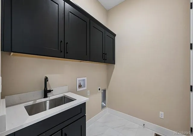 Photo 3 of Single family home for sale at 7296 Prairie Sage Pl, Littleton, CO 80125 | MLS# 1683693 | Listing updated on 2026-10-02