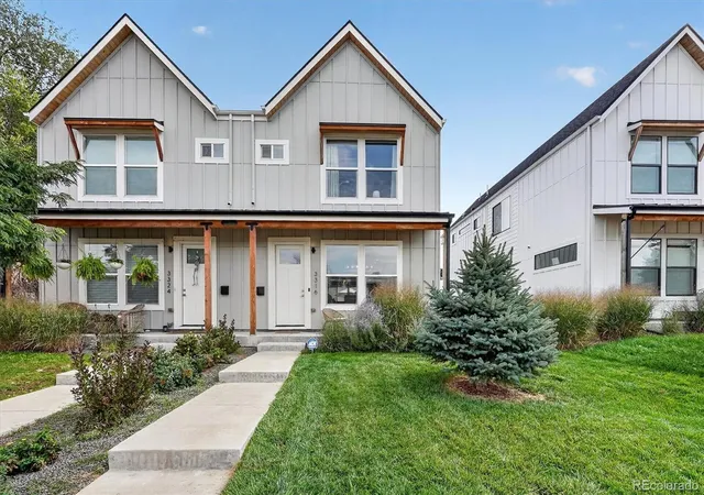 Photo 2 of Single family home for sale at 3316 Ames St, Wheat Ridge, CO 80212 | MLS# 7938551 | Listing updated on 2026-10-04
