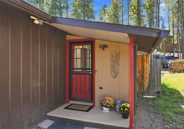 Photo 2 of Single family home for sale at 9264 Sandy Ln, Conifer, CO 80433 | MLS# 7107883 | Listing updated on 2026-09-17