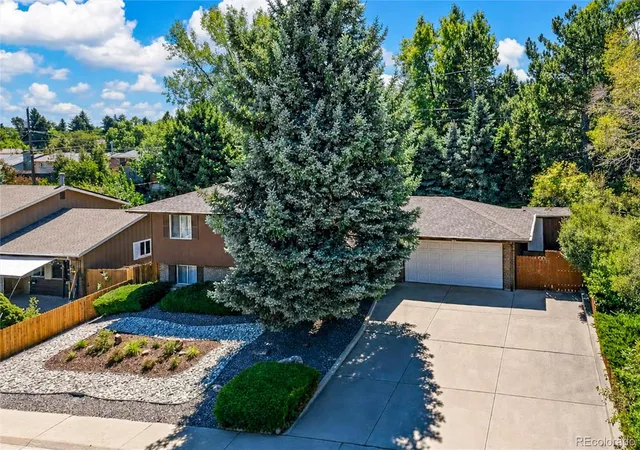 Photo 3 of Single family home for sale at 13782 W Dakota Ave, Lakewood, CO 80228 | MLS# 3104219 | Listing updated on 2026-10-07
