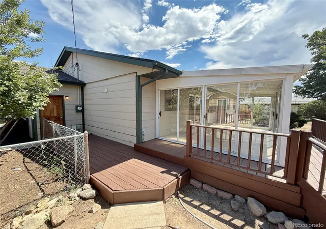 Photo 2 of Single family home for sale at 8905 S Brentwood St, Littleton, CO 80128 | MLS# 8353302 | Listing updated on 2026-09-04