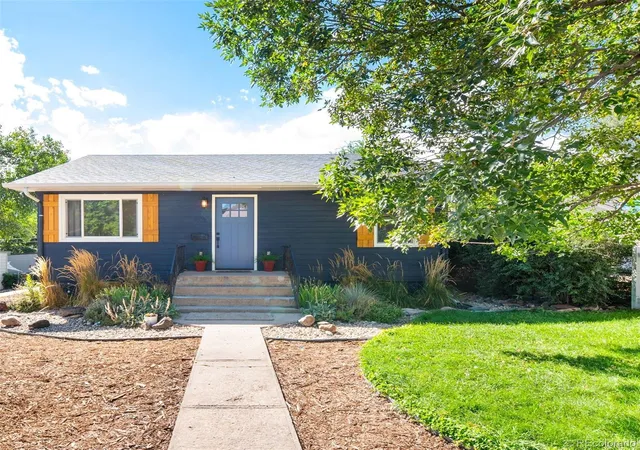 Photo 2 of Single family home for sale at 4515 S Delaware St, Englewood, CO 80110 | MLS# 5220317 | Listing updated on 2026-09-04