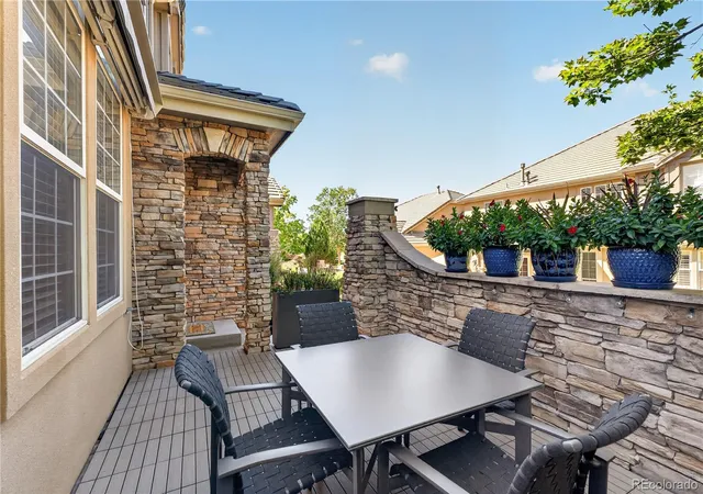Photo 4 of Townhouse for sale at 9050 Old Tom Morris Cir, Highlands Ranch, CO 80129 | MLS# 6154588 | Listing updated on 2026-09-28