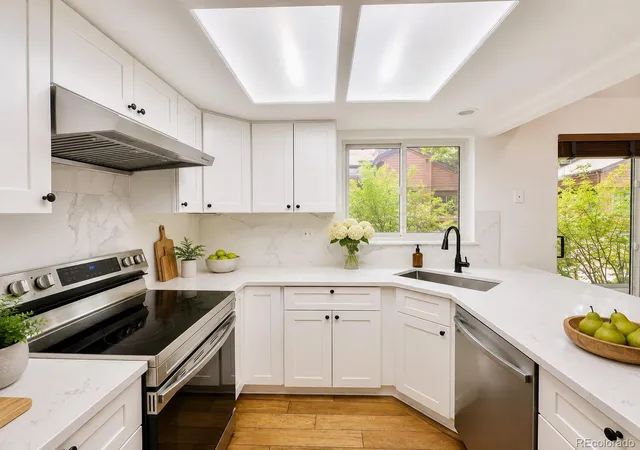 Photo 4 of Townhouse for sale at 2685 S Dayton Way #361, Denver, CO 80231 | MLS# 5907757 | Listing updated on 2026-09-12