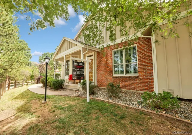 Photo 2 of Townhouse for sale at 3006 W Long Dr #D, Littleton, CO 80120 | MLS# 2575119 | Listing updated on 2026-10-08