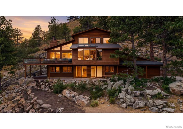 Photo 1 of Single family home for sale at 2626 Crestridge Ct, Boulder, CO 80302 | MLS# IR1067867 | Listing updated on 2026-10-15