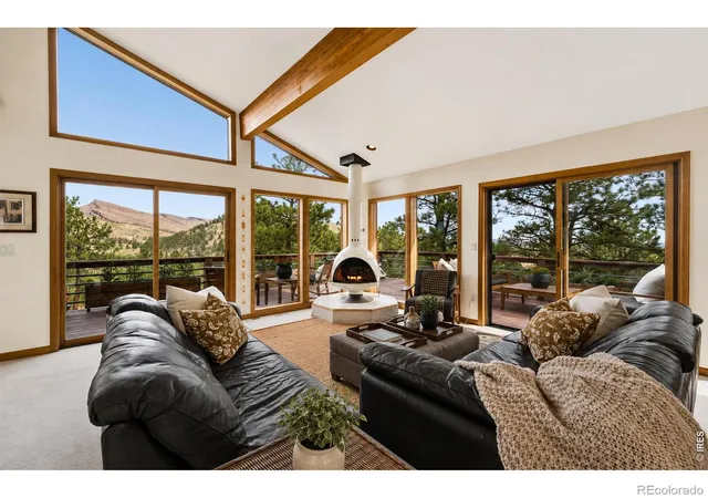 Photo 2 of Single family home for sale at 2626 Crestridge Ct, Boulder, CO 80302 | MLS# IR1067867 | Listing updated on 2026-10-15