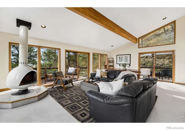 Photo 2 of Single family home for sale at 2626 Crestridge Ct, Boulder, CO 80302 | MLS# IR1067867 | Listing updated on 2026-10-17