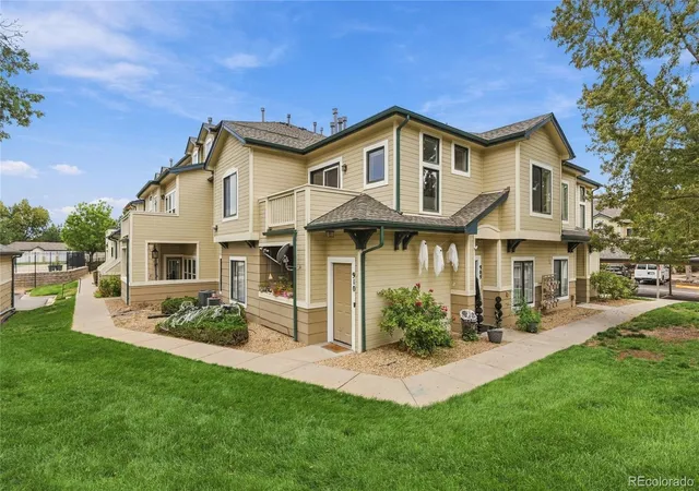Photo 3 of Condo for sale at 8707 E Florida Ave #910, Denver, CO 80247 | MLS# 6254295 | Listing updated on 2026-10-06