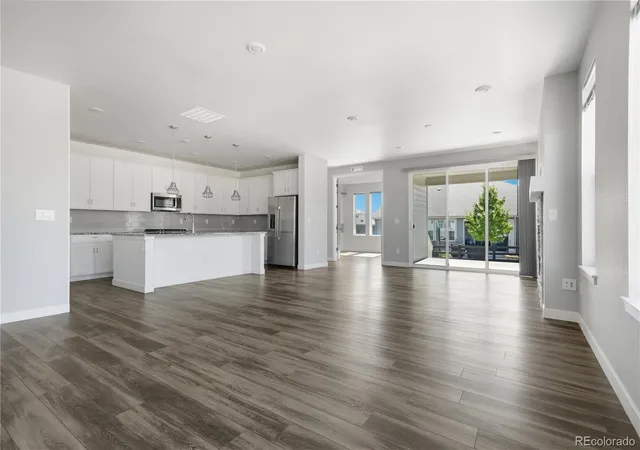 Photo 4 of Single family home for sale at 8886 S Tibet Ct, Aurora, CO 80016 | MLS# 1582253 | Listing updated on 2026-10-06