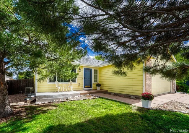 Photo 1 of Single family home for sale at 832 Pitkin Way, Castle Rock, CO 80104 | MLS# 9900988 | Listing updated on 2026-09-29
