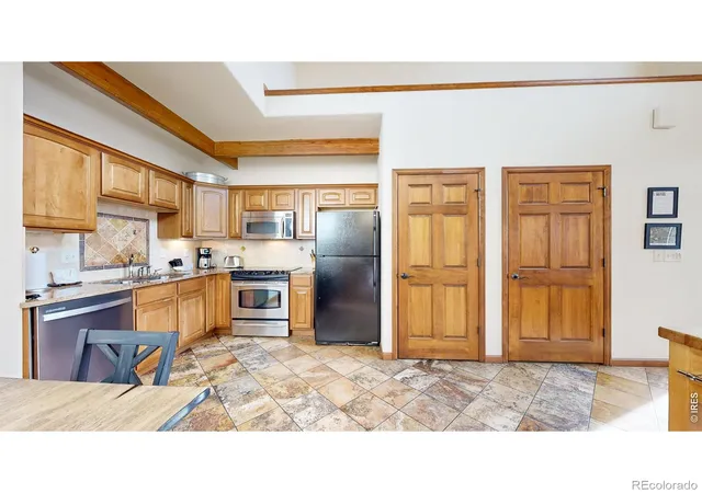 Photo 3 of Condo for sale at 325 Overlook Ct, Estes Park, CO 80517 | MLS# IR1067922 | Listing updated on 2026-09-20