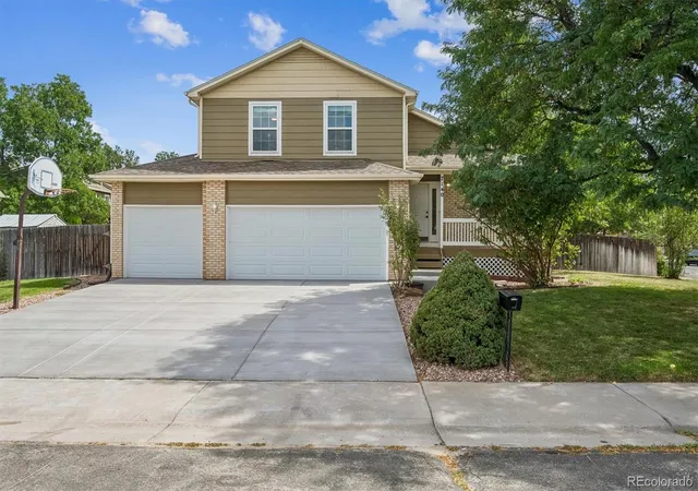 Photo 3 of Single family home for sale at 7140 S Clay St, Littleton, CO 80120 | MLS# 3483685 | Listing updated on 2026-09-19