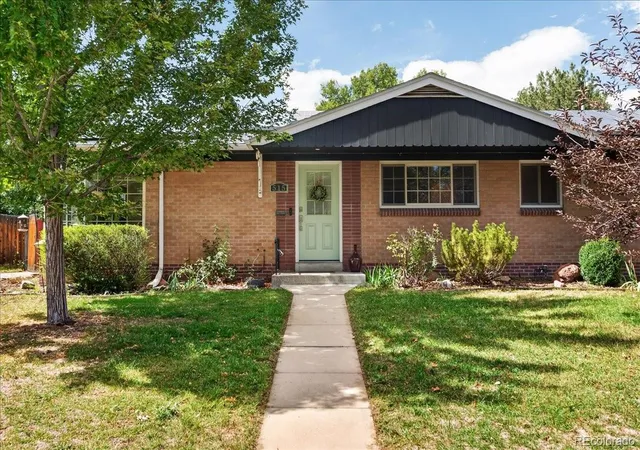 Photo 1 of Single family home for sale at 515 Dover St, Lakewood, CO 80226 | MLS# 8851729 | Listing updated on 2026-10-03