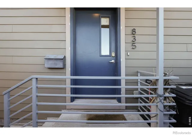 Photo 2 of Townhouse for sale at 835 Forest St, Denver, CO 80220 | MLS# IR1067930 | Listing updated on 2026-10-02