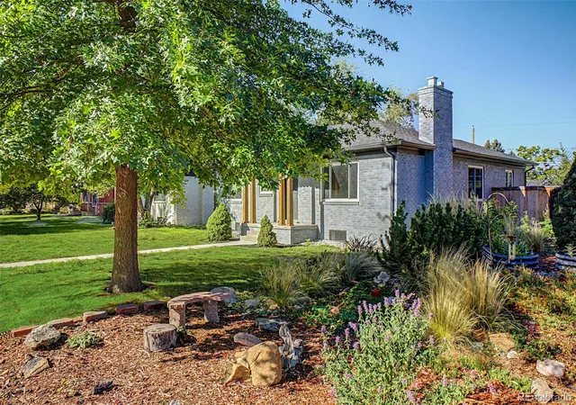 Photo 2 of Single family home for sale at 1261 S Jackson St, Denver, CO 80210 | MLS# 6337299 | Listing updated on 2026-10-03