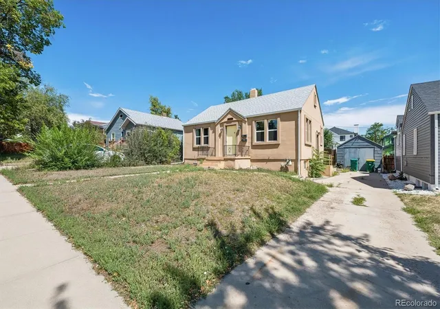 Photo 2 of Single family home for sale at 3006 Depew St, Wheat Ridge, CO 80214 | MLS# 7720570 | Listing updated on 2026-10-06