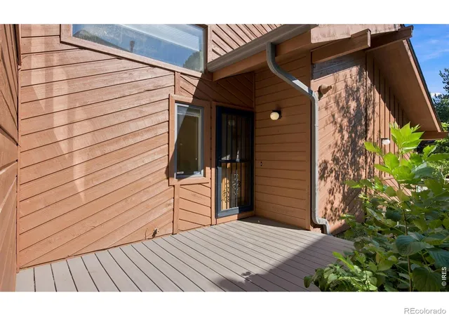 Photo 2 of Townhouse for sale at 1239 Harrison Ct, Boulder, CO 80303 | MLS# IR1067960 | Listing updated on 2026-09-14