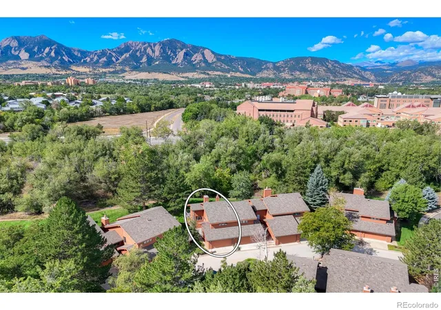 Photo 3 of Townhouse for sale at 1239 Harrison Ct, Boulder, CO 80303 | MLS# IR1067960 | Listing updated on 2026-09-14