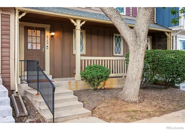 Photo 2 of Townhouse for sale at 8132 S Fillmore Cir, Centennial, CO 80122 | MLS# IR1067963 | Listing updated on 2026-10-10