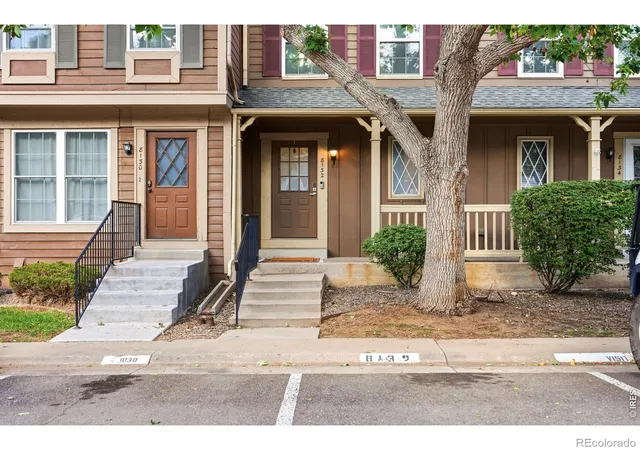 Photo 3 of Townhouse for sale at 8132 S Fillmore Cir, Centennial, CO 80122 | MLS# IR1067963 | Listing updated on 2026-10-10
