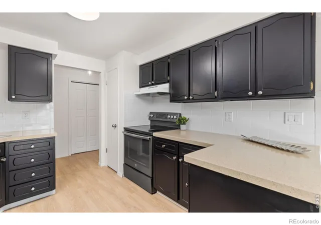 Photo 2 of Single family home for sale at 925 Bragg Pl, Longmont, CO 80501 | MLS# IR1067964 | Listing updated on 2026-09-20