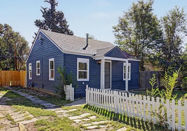 Photo 1 of Sale Pending at 1334 Havana St, Aurora, CO 80010 | MLS# 6016742 | Listing updated on 2026-09-22