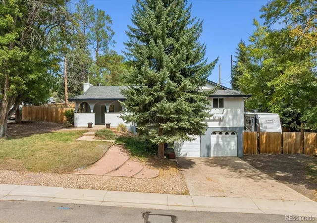 Photo 2 of Single family home for sale at 5333 W Canyon Trl, Littleton, CO 80128 | MLS# 2692175 | Listing updated on 2026-09-30