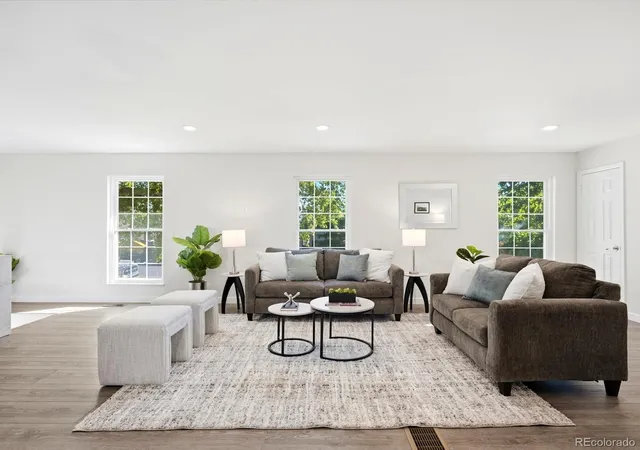 Photo 3 of Single family home for sale at 2127 S Ivory St, Aurora, CO 80013 | MLS# 3731287 | Listing updated on 2026-10-10