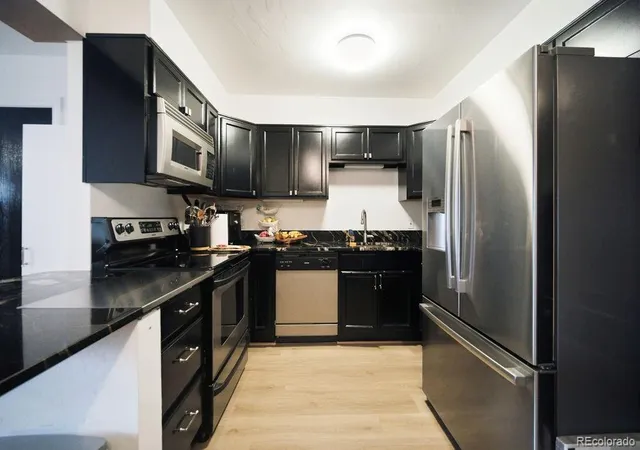 Photo 4 of Condo for sale at 335 Wright St, Lakewood, CO 80228 | MLS# 2598168 | Listing updated on 2026-09-19