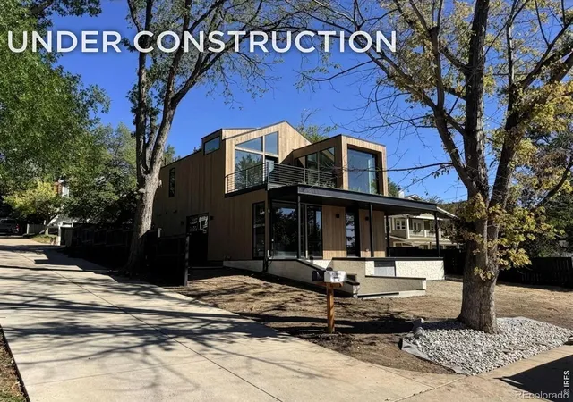 Photo 1 of Townhouse for sale at 2445 Bluff St, Boulder, CO 80304 | MLS# IR1068008 | Listing updated on 2026-09-28
