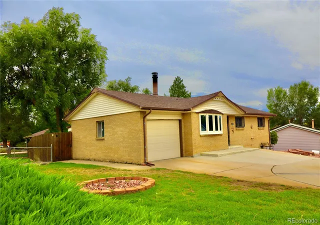 Photo 3 of Single family home for sale at 6498 Ingalls Ct, Arvada, CO 80003 | MLS# 9602011 | Listing updated on 2026-09-22
